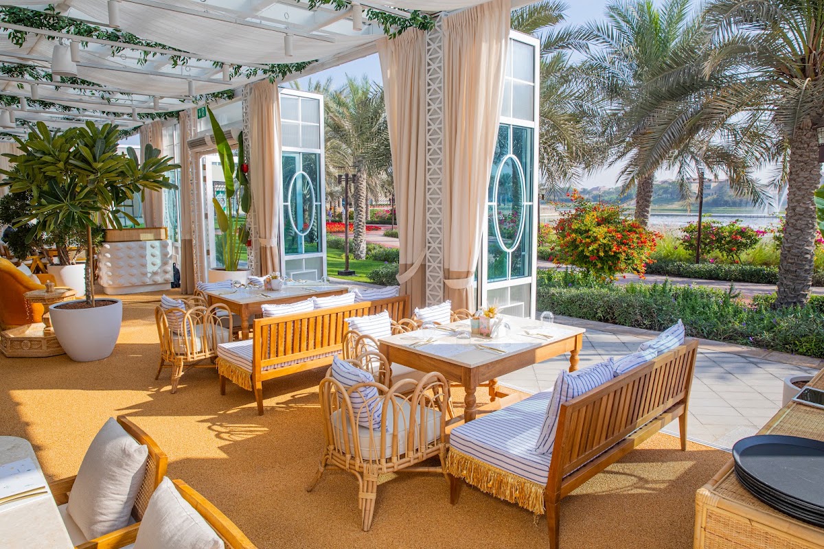 Brunch & Cake Jumeirah Islands, Dubai