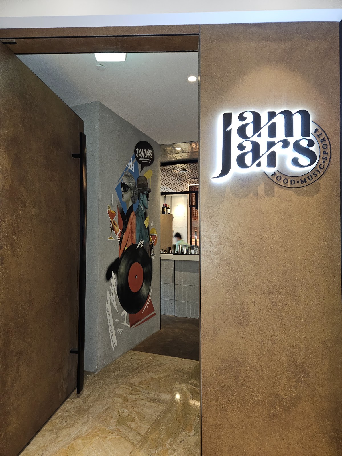 JamJars Restaurant & Bar, Dubai