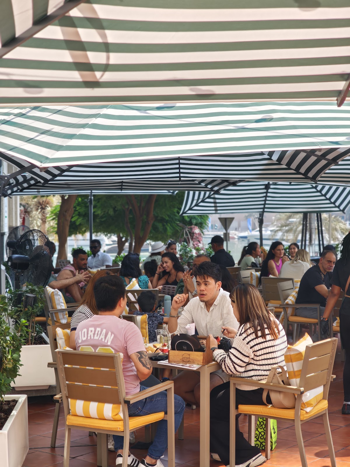 Lavash Marina - All Day Breakfast & Cafe, Dubai