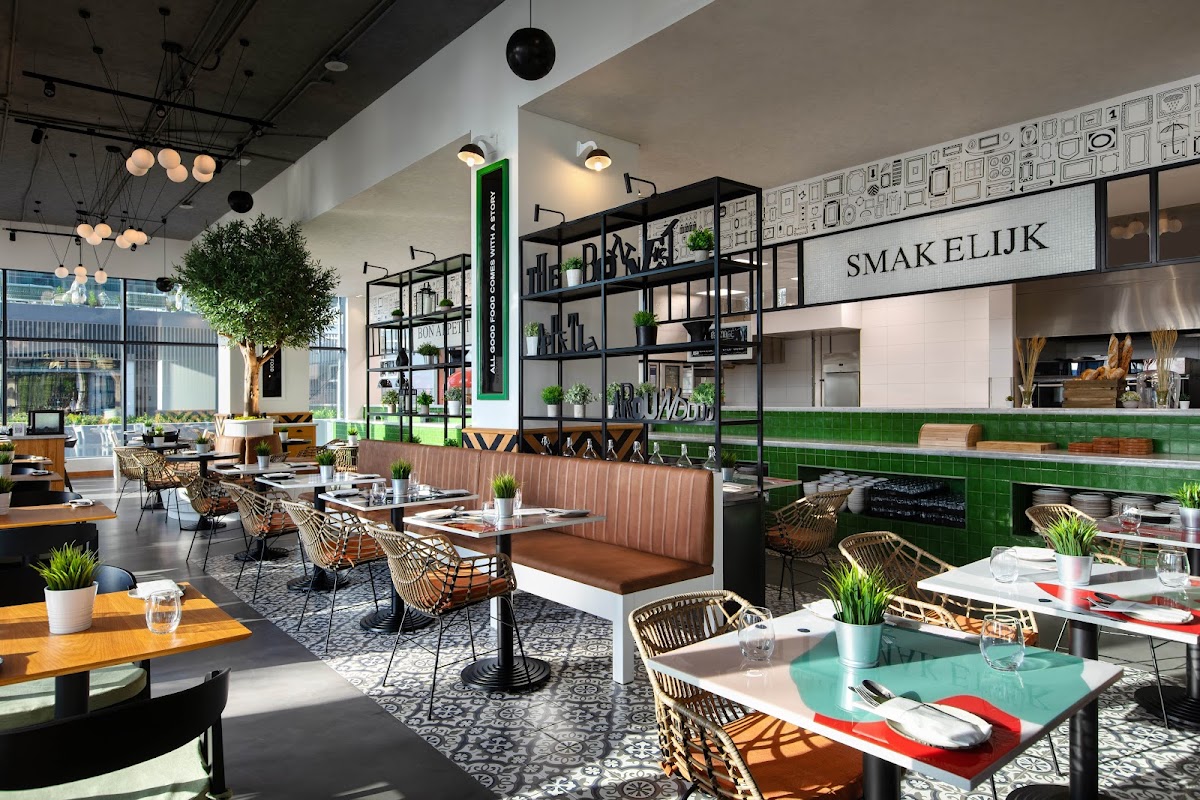 Maison Mathis, Dubai