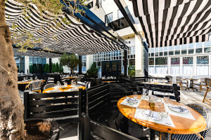 The Maine Street Eatery, Studio One Hotel