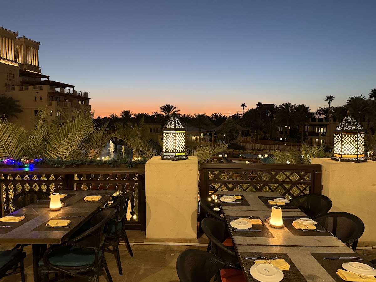 Ushna, Dubai